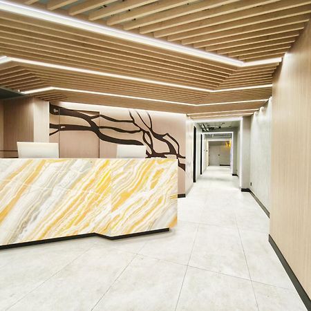 Citichic Sukhumvit 13 By Compass Hospitality - Newly Renovated Hotel Bangkok Exterior photo