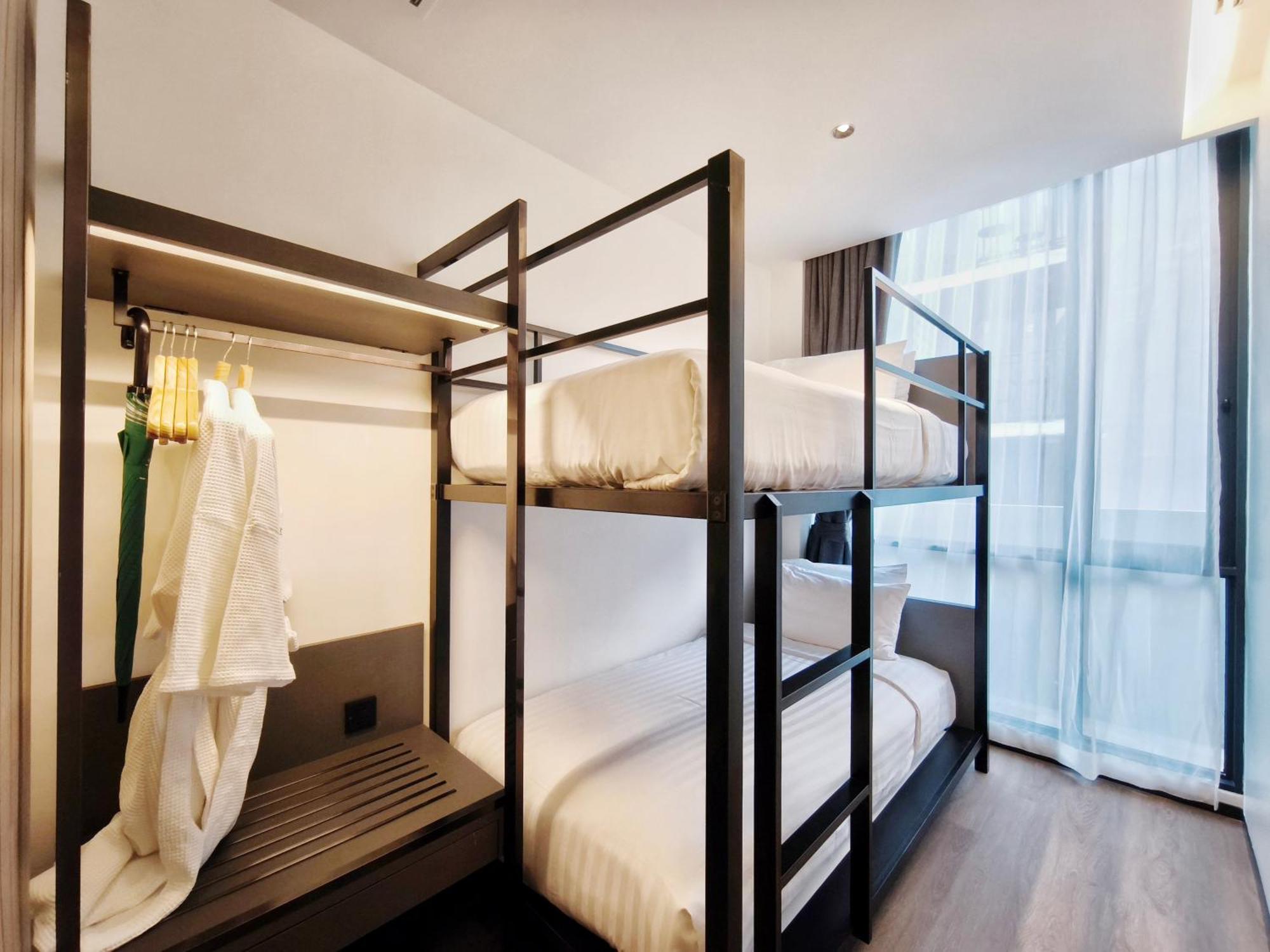 Citichic Sukhumvit 13 By Compass Hospitality - Newly Renovated Hotel Bangkok Exterior photo